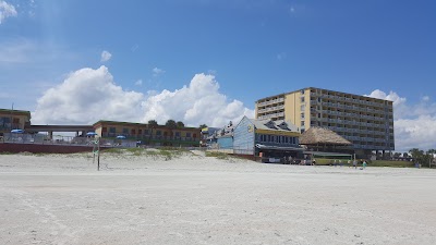 Photos of Roomba Inn and Suites