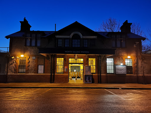 North Ealing - Visual