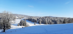 Photo n°3 de La Source - Domaine de la Combe à La Pesse (Lodge)