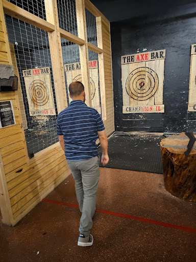 The Axe Bar - Visual