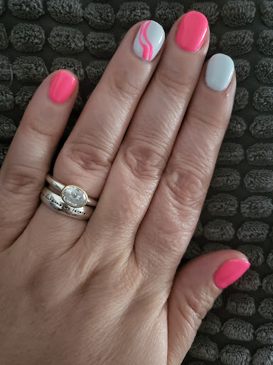 Missy's Beauty - Thumbnail