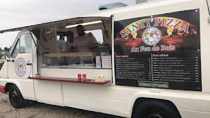 Photo n°42 de Santi'Pizza au feu de bois à Garons à Garons (Pizzeria)