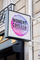 Photo n°25 de Moment Couleur - Paris 7 à Paris (Salon de coiffure)
