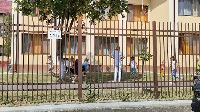 Opinii despre Grădinița cu program prelungit Nr. 8 în Târgu Jiu - Grădiniță