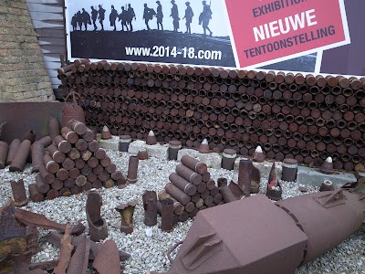 Photos of Hooge Crater Museum