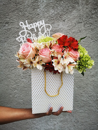AMARANTA, Ambientación y diseño floral - Thumbnail
