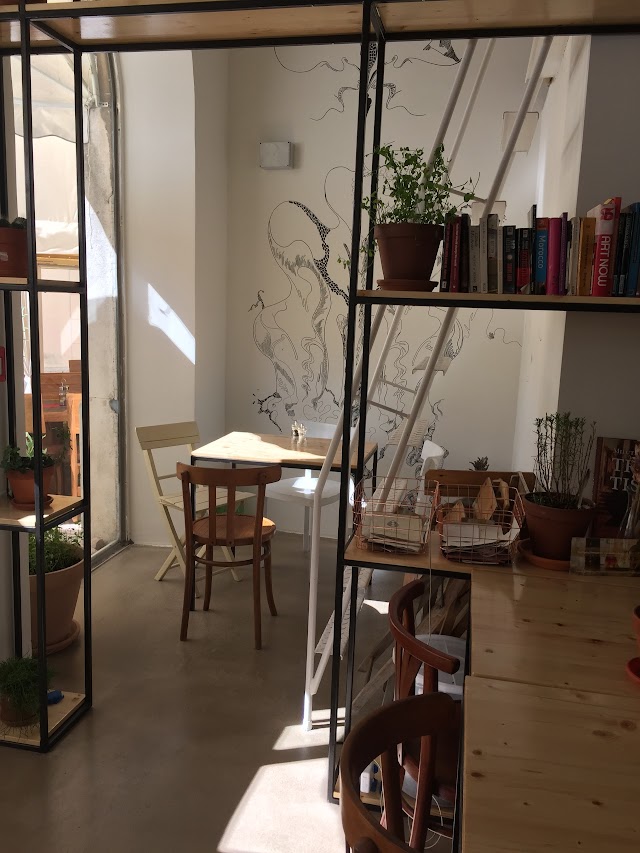 SHE Bio Bistro