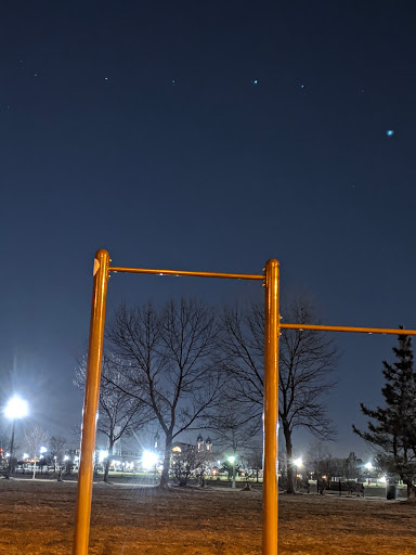 Pull Up Bars - Visual