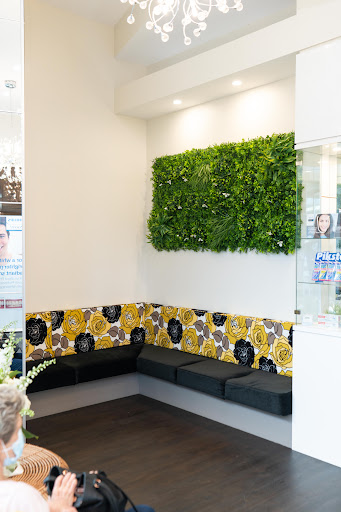 Oran Park Dental Care - Dr Richard Solomon & Associates Gallery - Australia