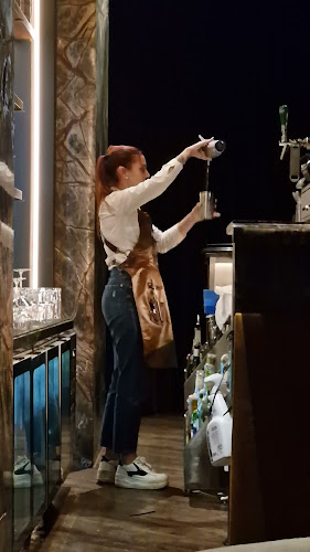 The Royal Cocktail Club - Bar