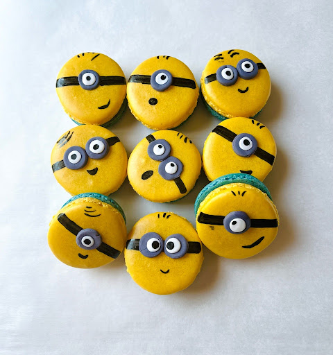 Mick's Macarons - Visual