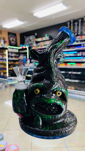Puffnup Catcity Smoke Shop - Thumbnail