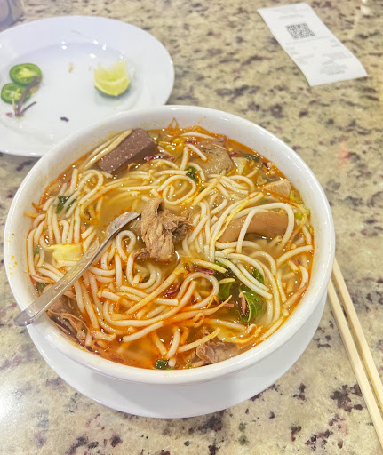 Food Hall Vietnamese Pho Japanese Hibachi Boba - Thumbnail