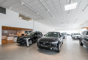 Photo n°16 de Volvo Saint-Brieuc - Côte Ouest Automobiles à Saint-Brieuc (Service de réparation de pare-brise)