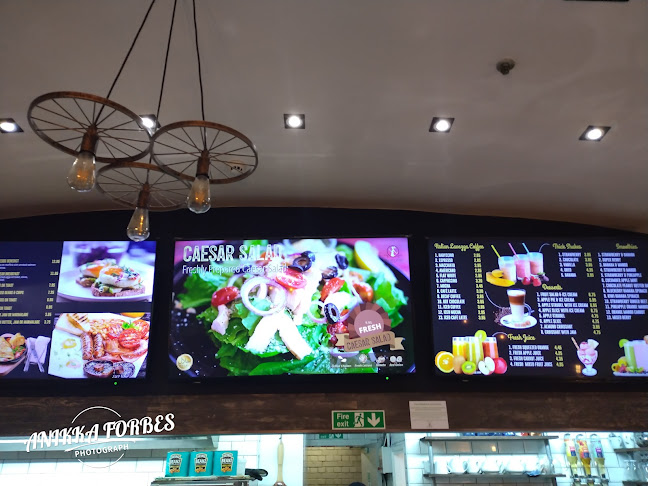 28 Ealing Broadway Shopping Centre, London W5 5JY