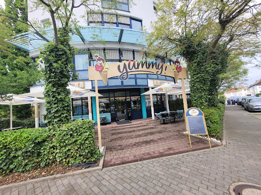 Yummy Eiscafé - Visual