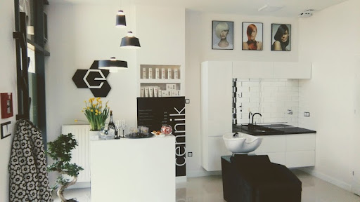 Salon fryzjerski ""Efektownia Bemowo""