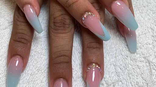 Happy Feet Luxe Nails & Spa