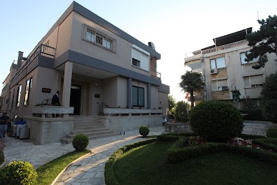 Photos of G&uuml;naydın