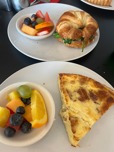 Cafe Gourmand - Visual