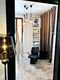 Photo n°15 de DESSANGE à Thonon-les-Bains (Magasin de perruques)