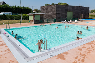 Photo n°14 de Piscine du Pont des Fées à Baugé-en-Anjou (Piscine municipale)