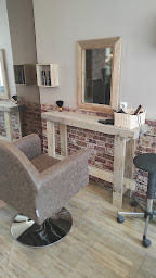 Photo n°1 de Narcisse est sublime à Beauzelle (Salon de coiffure)