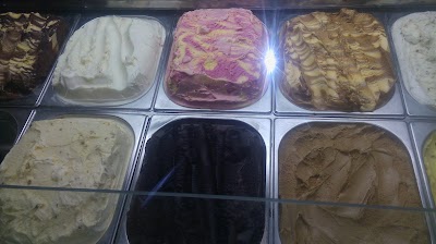Photos of Ice Pack consists of 53 branches