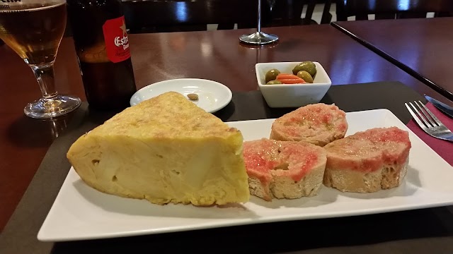 Restaurant A Dues Rodes