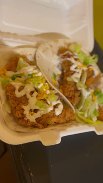 Filly Luv - The Best Fried Chicken Sandwich and Boba Tea by null