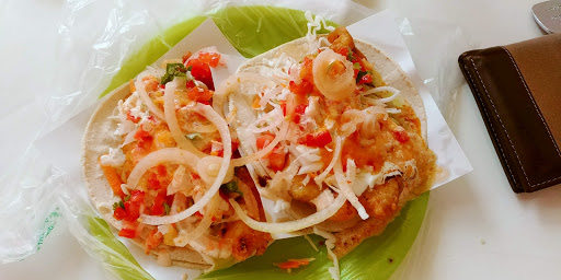 Tacos De Pescado El Estadio - Thumbnail