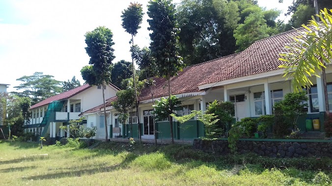 SMA Negeri 1 Babakan Madang, Author: alfarizi al