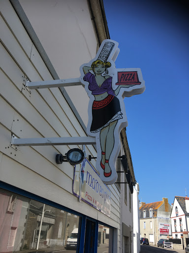 Photo 2 - Mad Eo Pizz