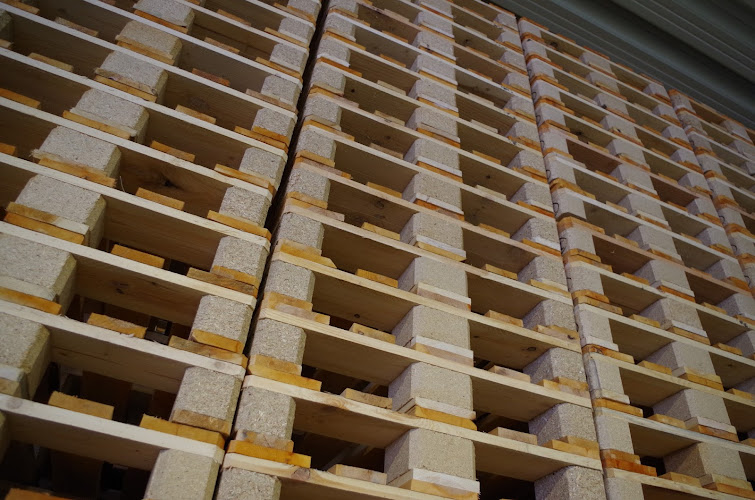 Lademittel Logistik Nord GmbH - Zentrale photo