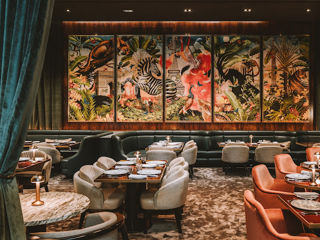 Restaurant & Bar 19.20 by Norbert Tarayre by null