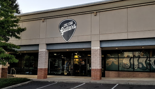 Five Star Guitars - Visual