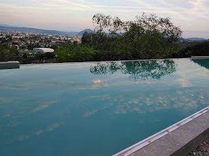 Photo n°16 de NSP Piscines - Construction & Rénovation de Piscine à Annecy à Annecy (Magasin de matériel pour piscines)