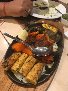 Queens Tandoor Restaurant, Author: Marcellus Adrian