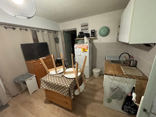 Photo n°4 de PLISSON MENUISERIE à Bormes-les-Mimosas (Service de restauration de meubles anciens)