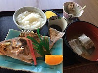 鮮魚店直営料理屋シーサイド磯貝