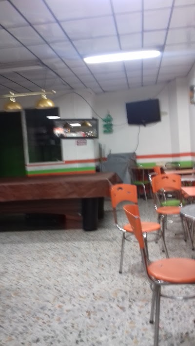 Photos of Caf&eacute; La 36