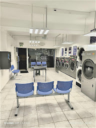 Photo n°4 de LAVERIE AUTOMATIQUE VIRY CHATILLON MORSANG SUR ORGE à Morsang-sur-Orge (Laverie automatique)