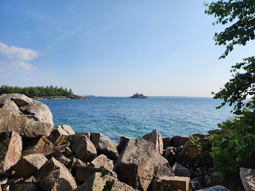 Agawa Bay Scenic Lookout - Thumbnail