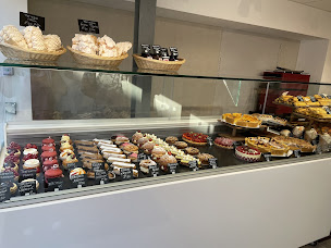 Photo n°28 de Boulangerie Pâtisserie Michel & fils à Saint-Memmie (Pâtisserie)