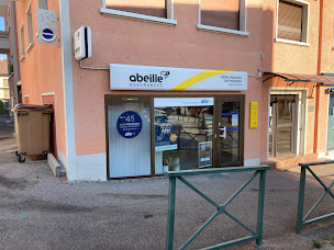 Photo n°2 de Abeille Assurances - Saint Julien En Genevois à Saint-Julien-en-Genevois (Agence d'assurance pour locataires)