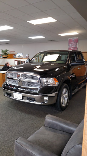 Betten Baker Chrysler Dodge Jeep Ram of Cadillac - Thumbnail