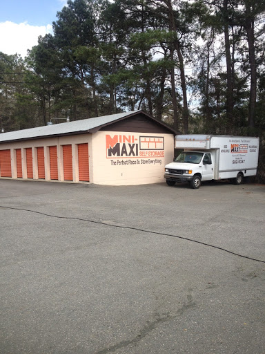 Mini-Maxi Self Storage - Thumbnail