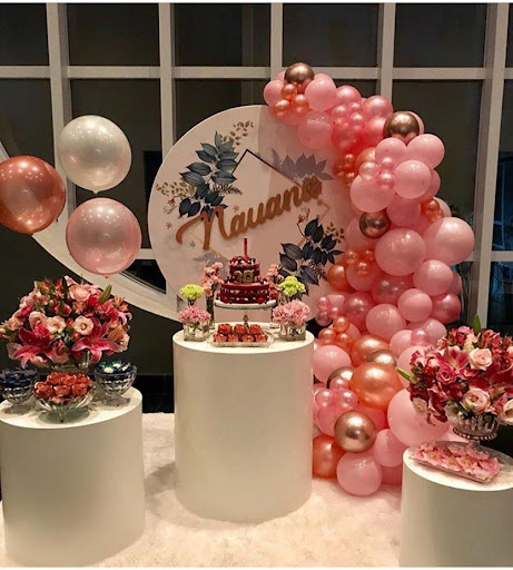 EVENTOS VICTORIA (Aquiler de sillas y mesas )