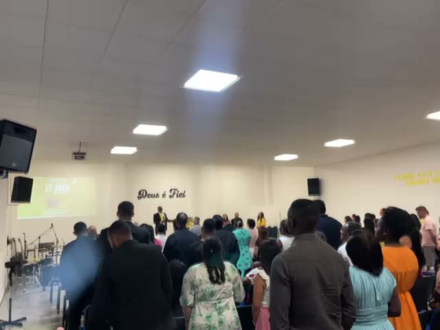 Avaliações doAssembleia de Deus tempo de Milagres em Torres Vedras - Igreja