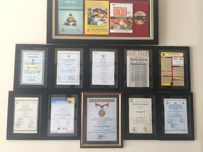 Photos of Paradise Clinic & Parisudha Beauty Care